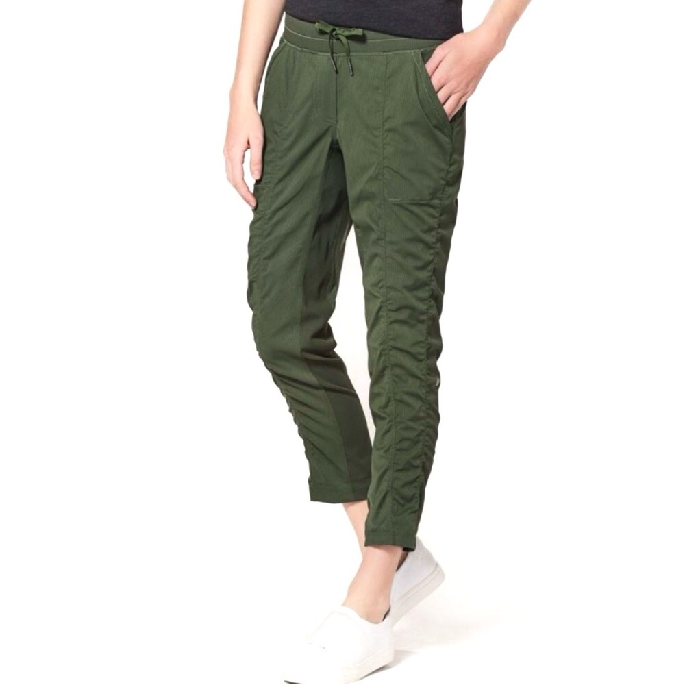 Lululemon Street To Studio ll Pants Cropped Length In Gator Green, Size 4